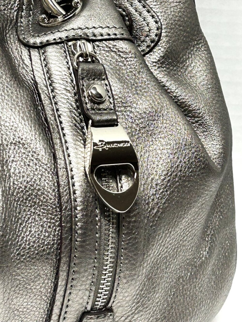 B.Makowsky silver pebble leather shoulder bag - Picture 15 of 16